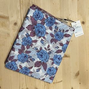 Acacia Kuau pareo in Camille